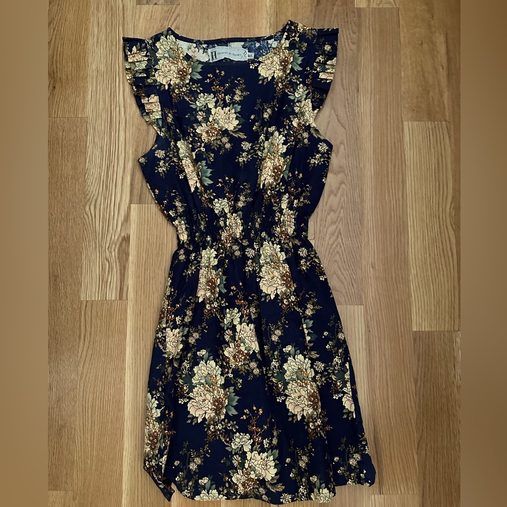 Beautiful navy floral dress, for Juniors!